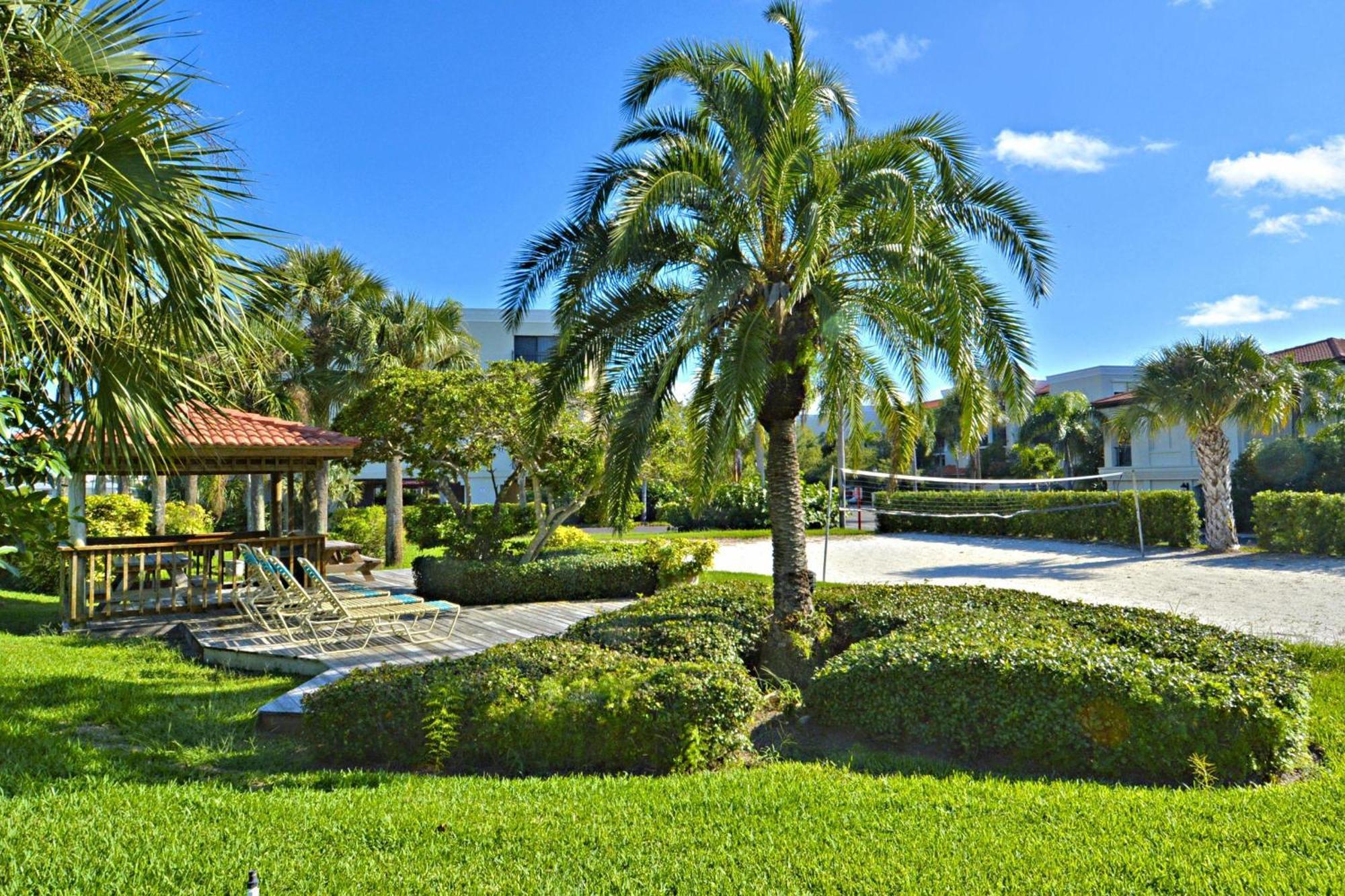 Villa Land'S End 10-303 Beach Front - Premier à St. Pete Beach Extérieur photo